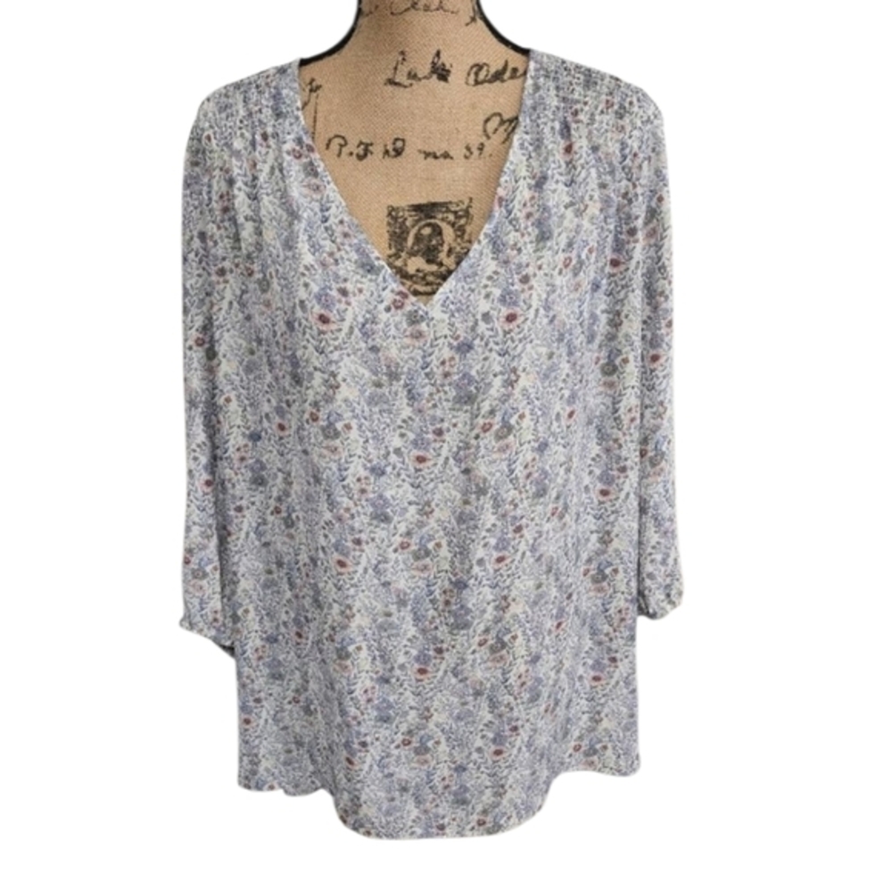 Rose & Olive floral smocked yoke shoulder blouse plus size 3X